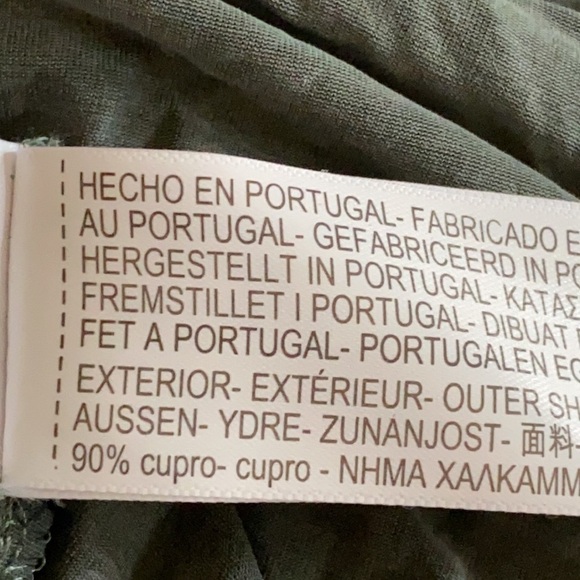 NWT. Massimo Dutti Grey Cupro Top. Size S. - Picture 7 of 9